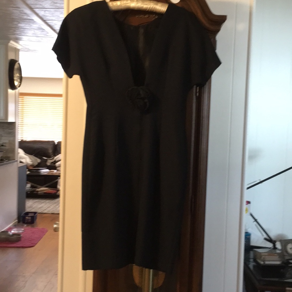 Black dressy dress rosettes on back